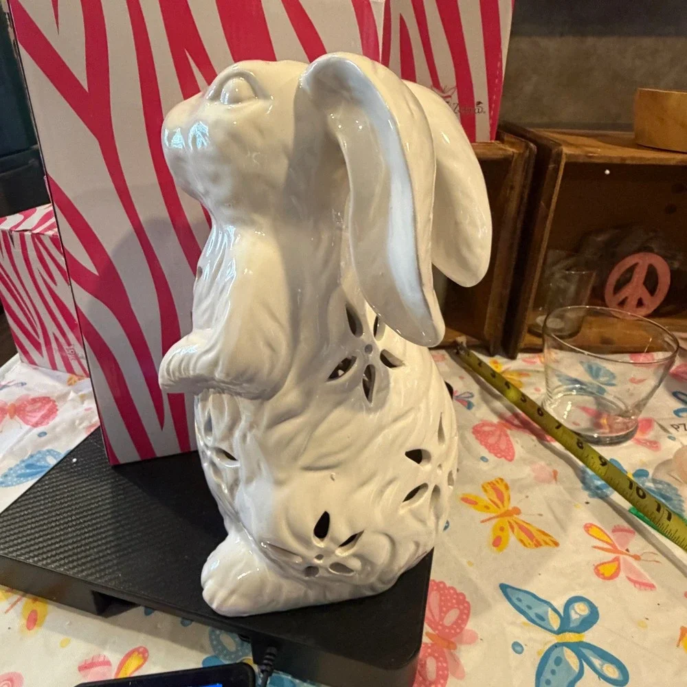 Pink Zebra White Ceramic Standing Bunny Rabbit Simmer Pot Wax Warmer Base 10